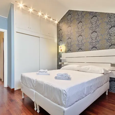 Palazzo Capris Exclusive Duplex Apartment Turin