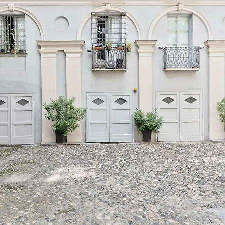 Palazzo Capris Exclusive Duplex Apartment Turin